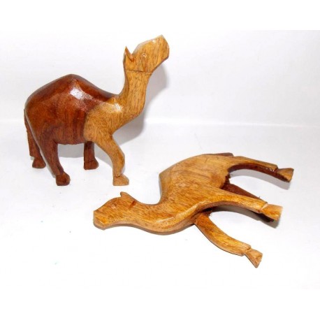 Camello de madera