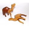 Camello de madera